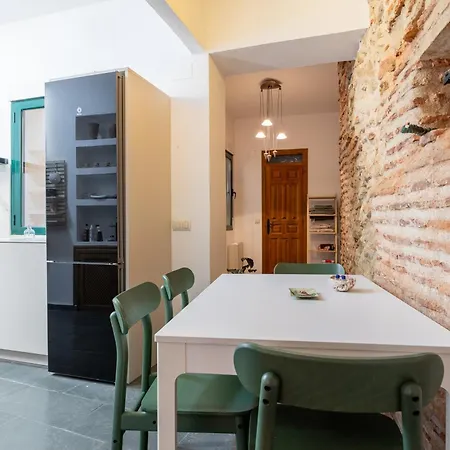 Juderia Apartment *